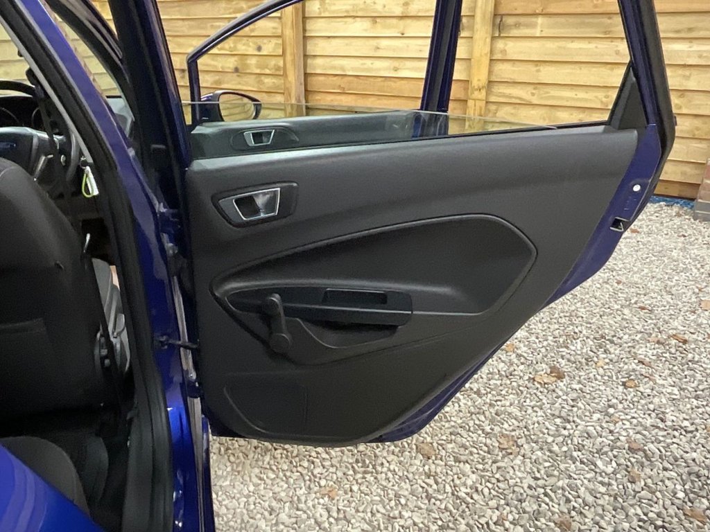 Used Ford Fiesta 2014 for sale - 76783710: Photo 15