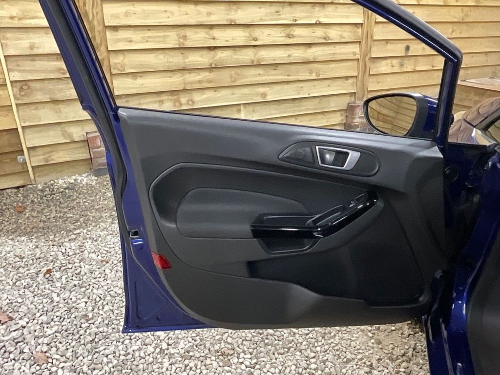 Used Ford Fiesta 2014 for sale - 76783710: Photo 17