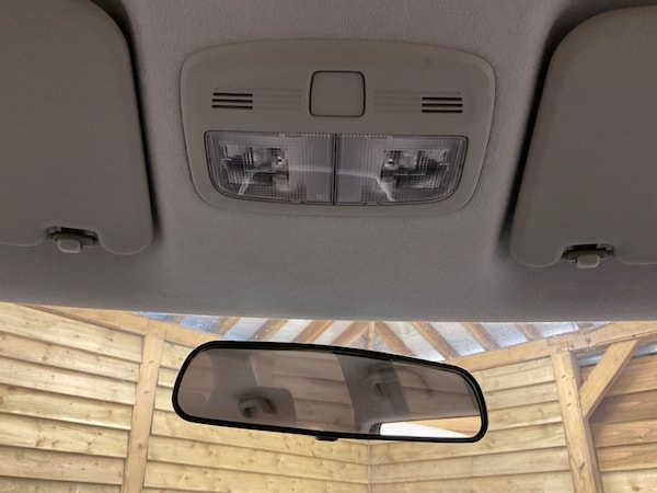 Used Suzuki Swift 2014 for sale - 75602535: Photo 28