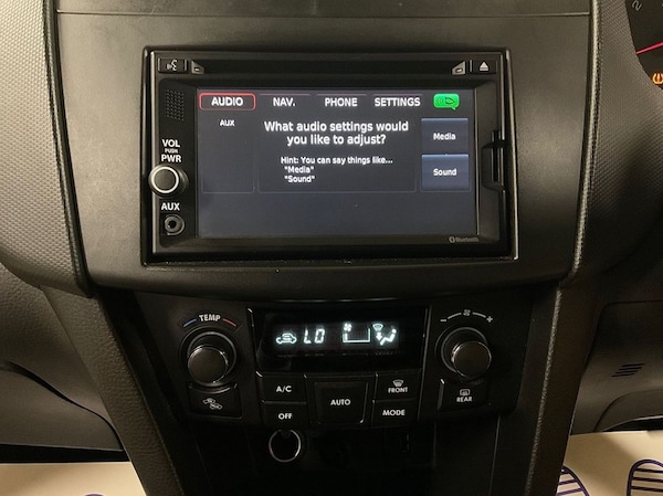 Used Suzuki Swift 2014 for sale - 75602535: Photo 37