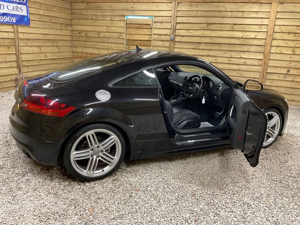 Used Audi TT 2011 for sale - 76604944: Photo 10