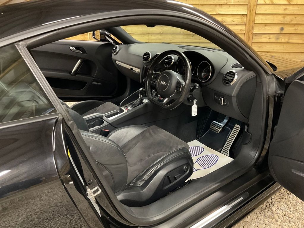 Used Audi TT 2011 for sale - 76604944: Photo 13