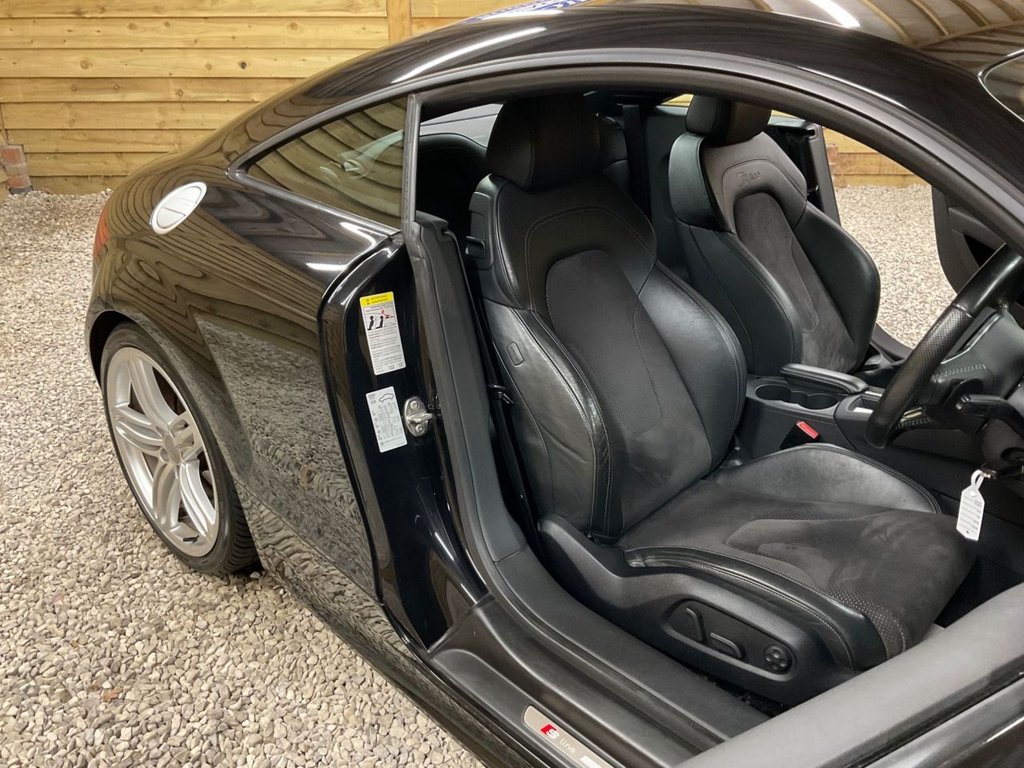 Used Audi TT 2011 for sale - 76604944: Photo 16