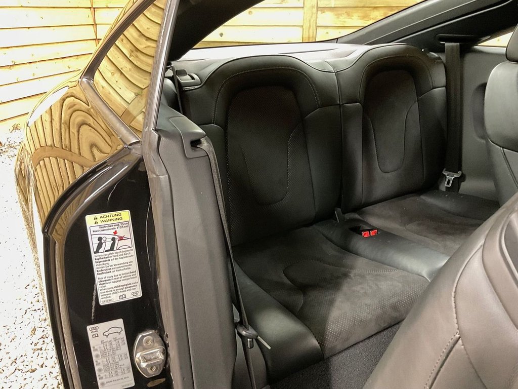 Used Audi TT 2011 for sale - 76604944: Photo 19