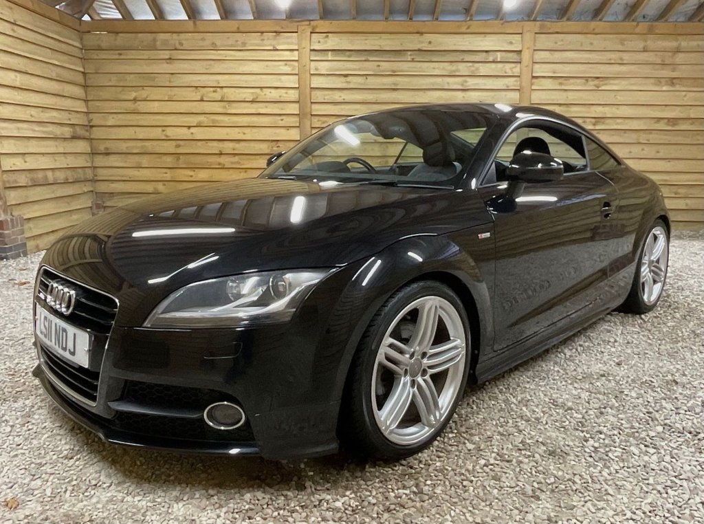 Used Audi TT 2011 for sale - 76604944: Photo 4