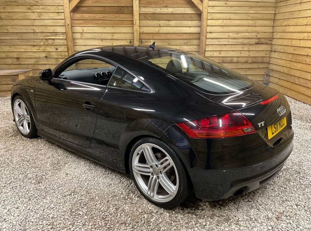 Used Audi TT 2011 for sale - 76604944: Photo 5