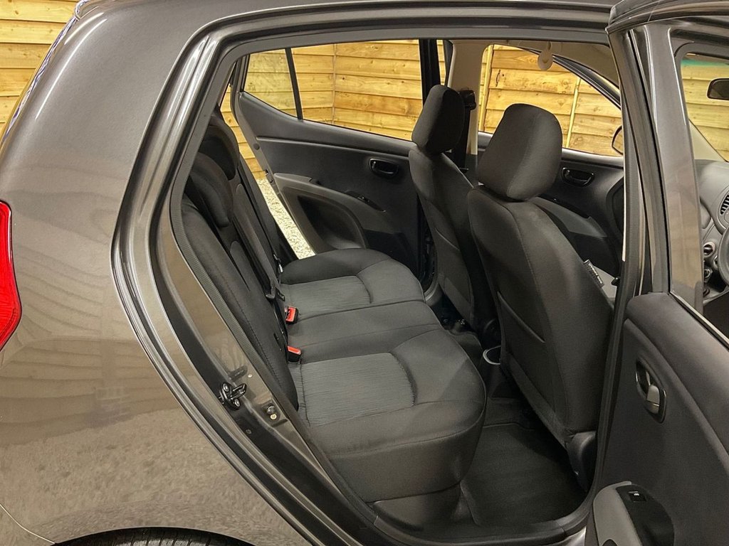 Used Hyundai i10 2011 for sale - 76081016: Photo 17