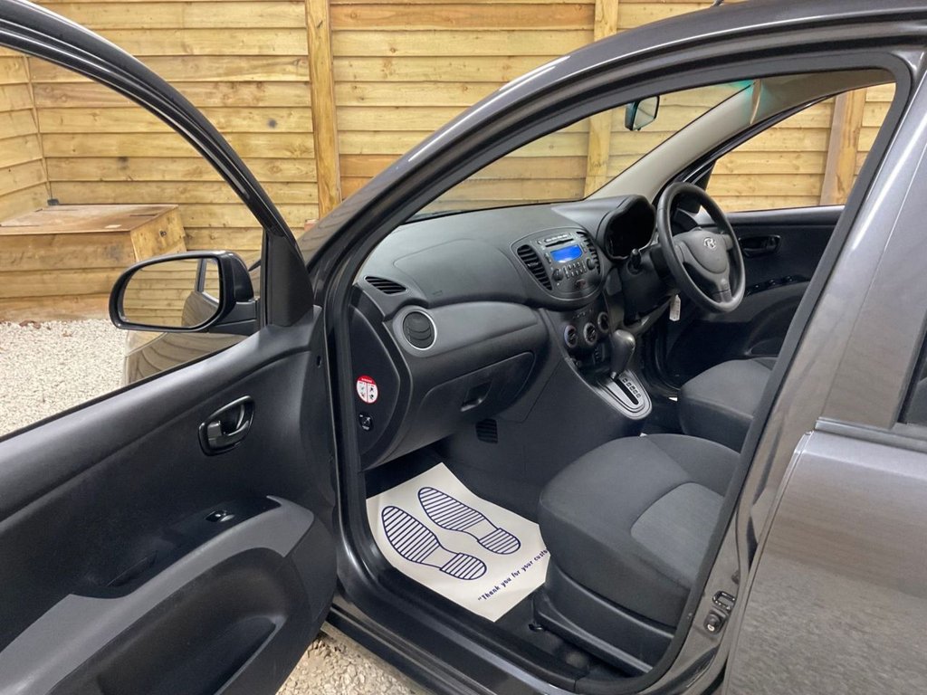 Used Hyundai i10 2011 for sale - 76081016: Photo 20