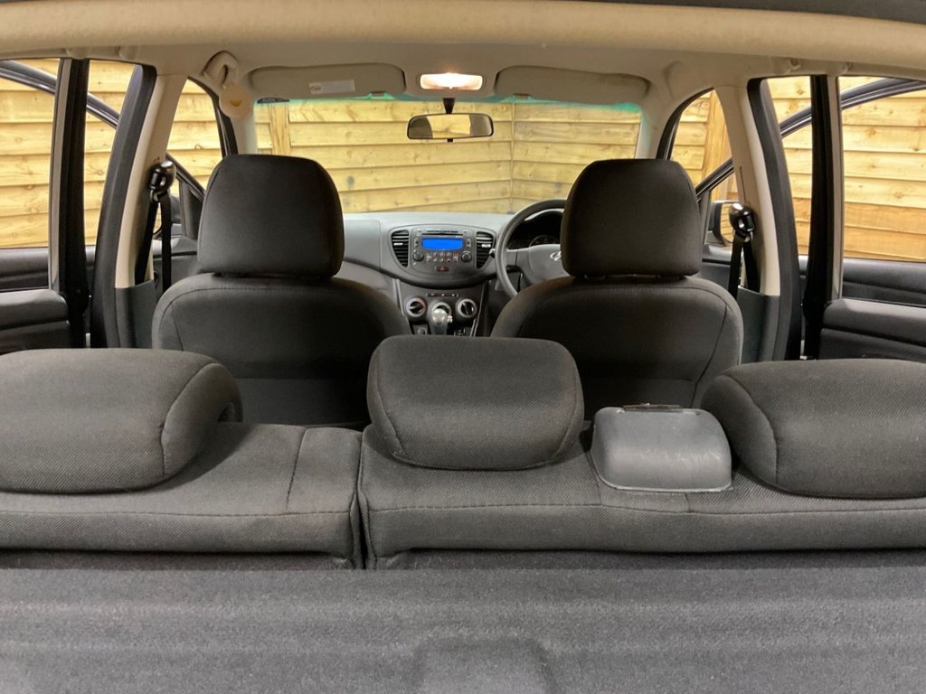 Used Hyundai i10 2011 for sale - 76081016: Photo 25