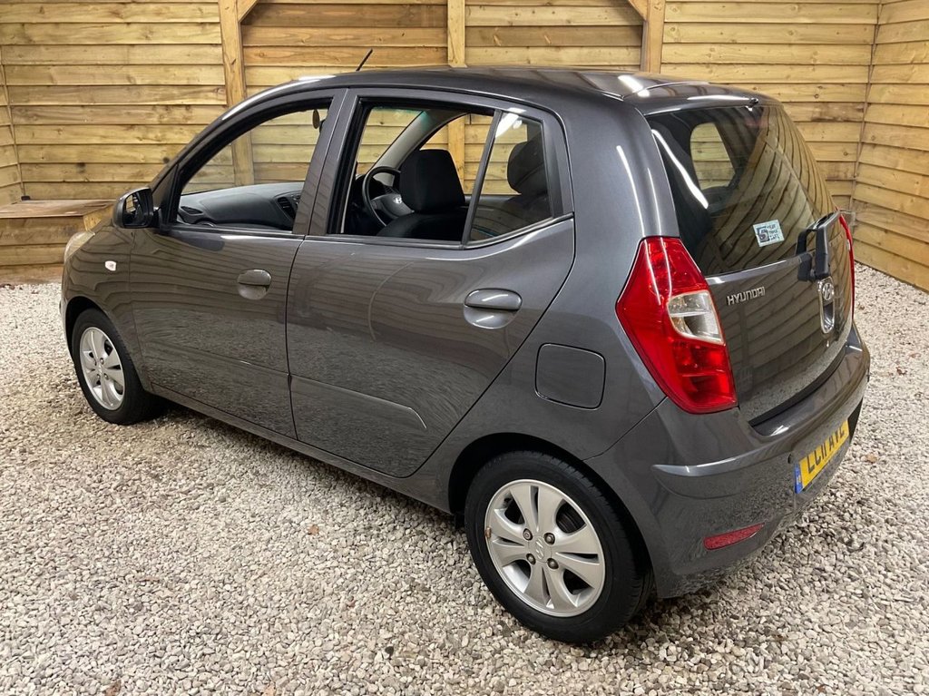 Used Hyundai i10 2011 for sale - 76081016: Photo 5