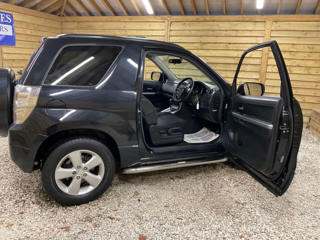 Used Suzuki Grand Vitara 2010 for sale - 76438975: Photo 10