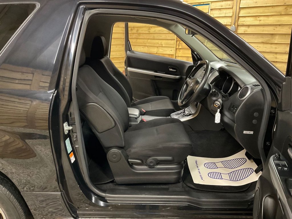 Used Suzuki Grand Vitara 2010 for sale - 76438975: Photo 14