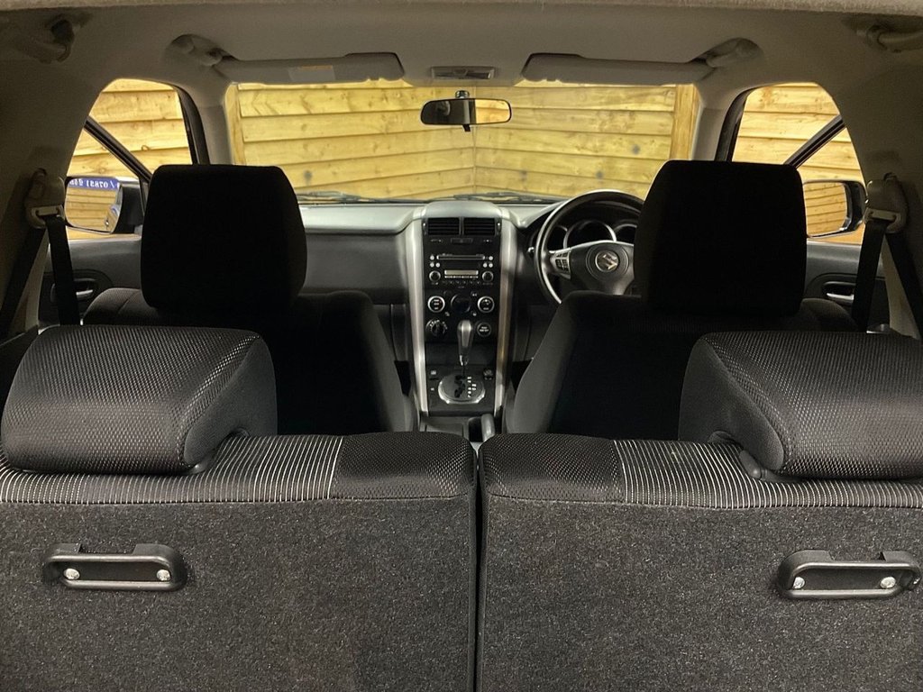 Used Suzuki Grand Vitara 2010 for sale - 76438975: Photo 25