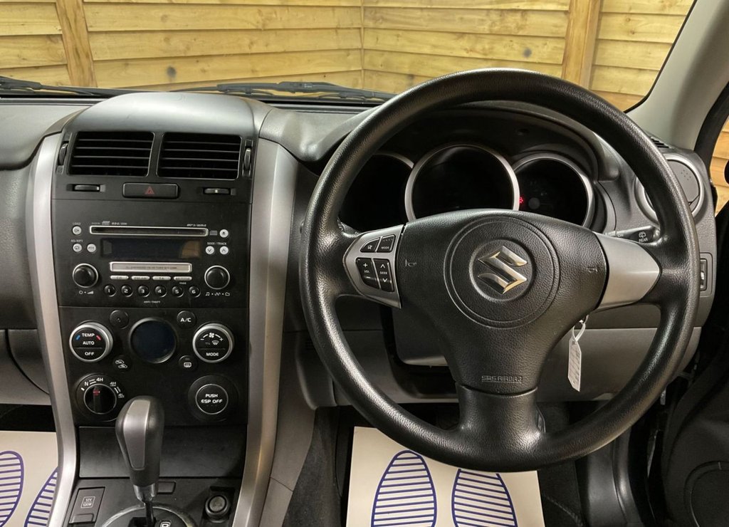 Used Suzuki Grand Vitara 2010 for sale - 76438975: Photo 28