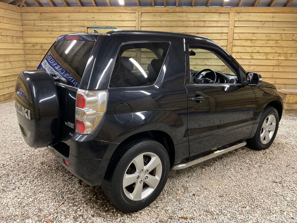 Used Suzuki Grand Vitara 2010 for sale - 76438975: Photo 8