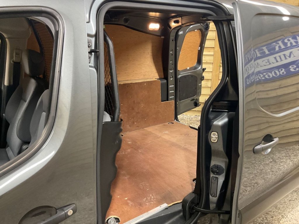 Used Citroen Berlingo 2014 for sale - 77521238: Photo 43