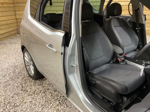 Used Vauxhall Meriva 2015 for sale - 75596658: Photo 14
