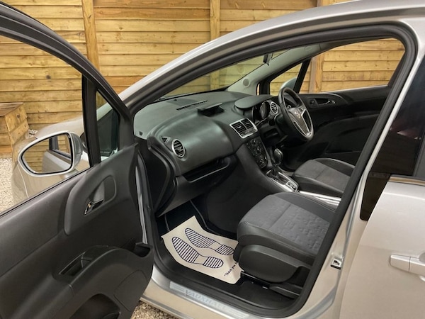 Used Vauxhall Meriva 2015 for sale - 75596658: Photo 21