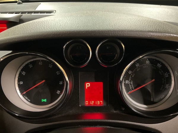Used Vauxhall Meriva 2015 for sale - 75596658: Photo 37