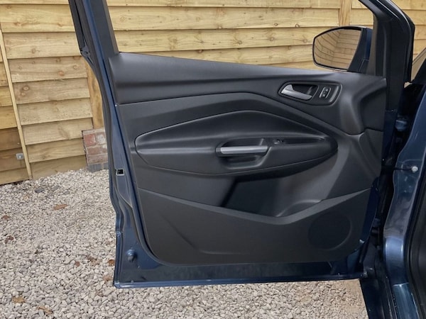 Used Ford Kuga 2019 for sale - 74040338: Photo 19