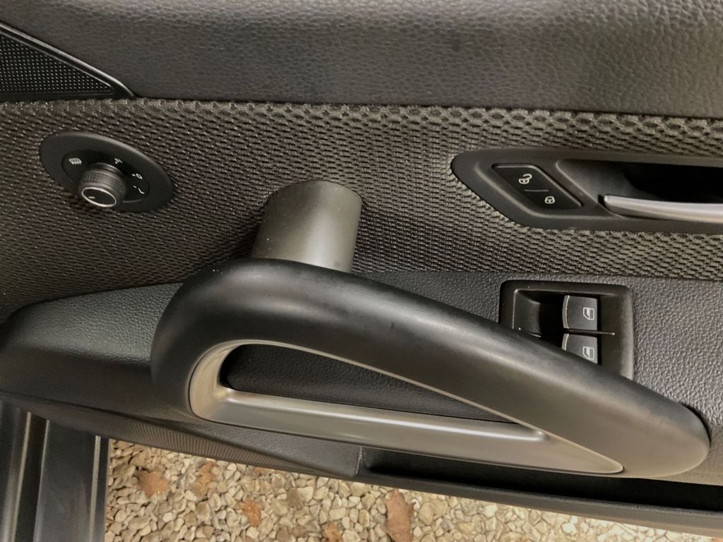 Used Volkswagen Scirocco 2016 for sale - 77507967: Photo 11