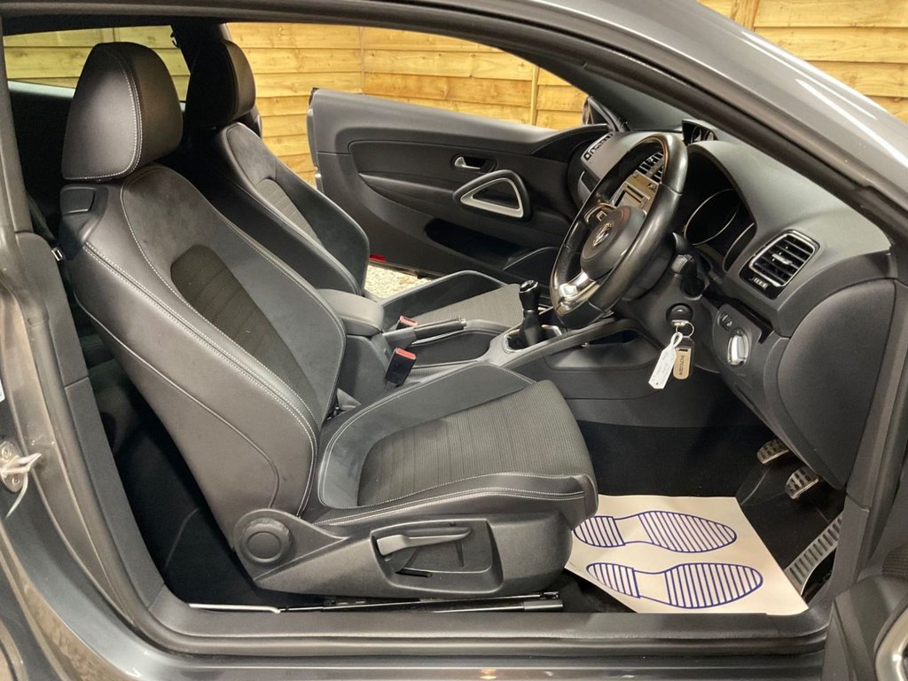 Used Volkswagen Scirocco 2016 for sale - 77507967: Photo 14