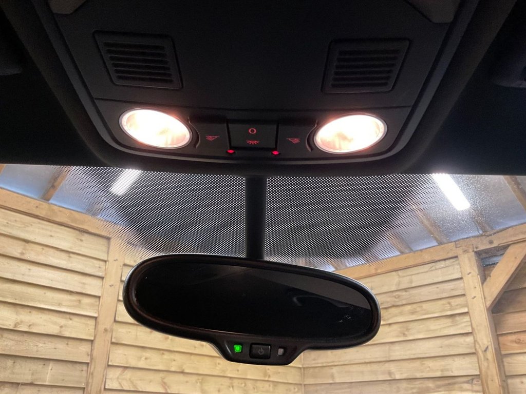 Used Volkswagen Scirocco 2016 for sale - 77507967: Photo 27