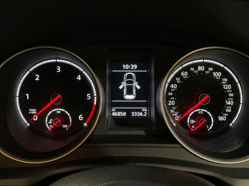 Used Volkswagen Scirocco 2016 for sale - 77507967: Photo 32