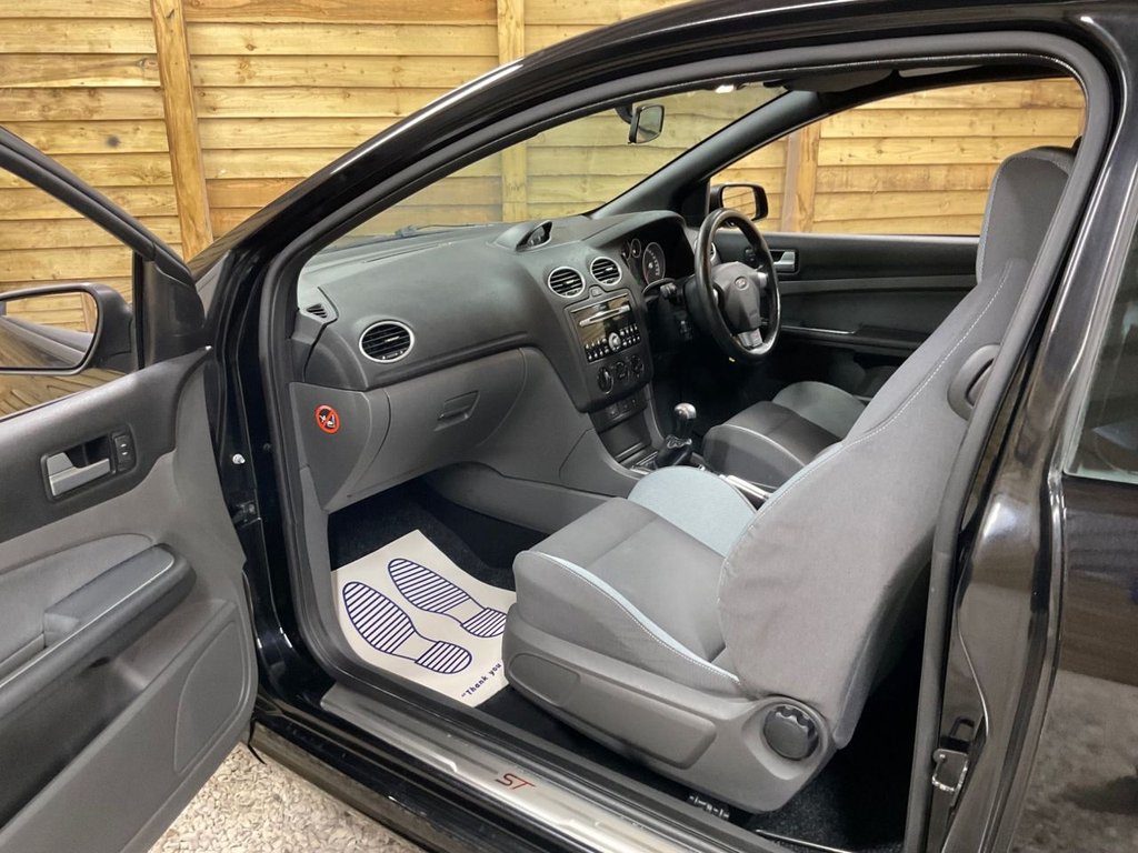 Used Ford Focus 2007 for sale - 76962278: Photo 22