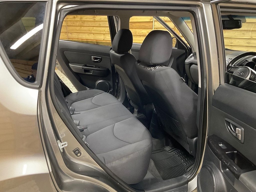 Used Kia Soul 2011 for sale - 75937572: Photo 16