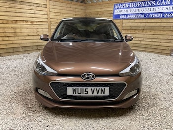 Used Hyundai i20 2015 for sale - 78358600: Photo