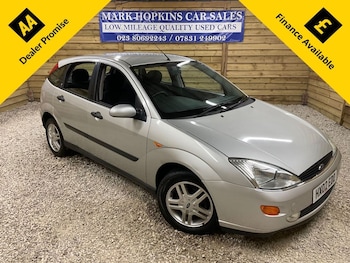 Used Ford Focus 2002 for sale - 78749474: Photo