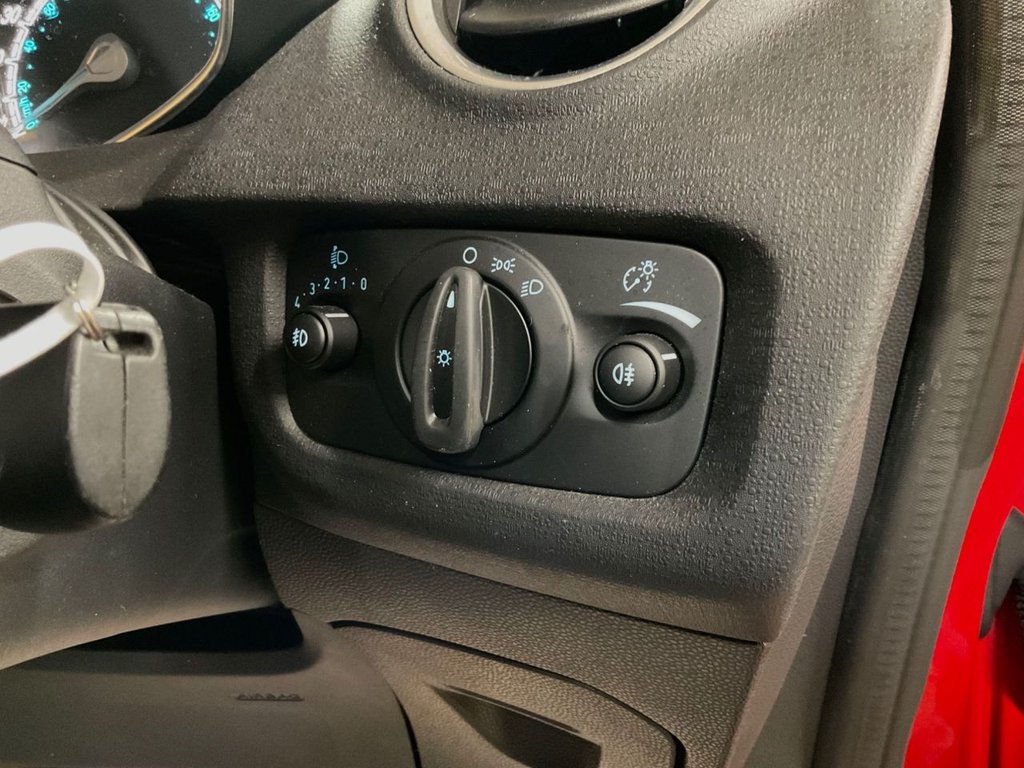 Used Ford Fiesta 2016 for sale - 77263936: Photo 31