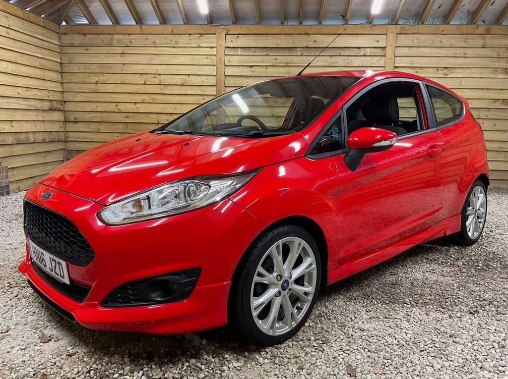 Used Ford Fiesta 2016 for sale - 77263936: Photo 4