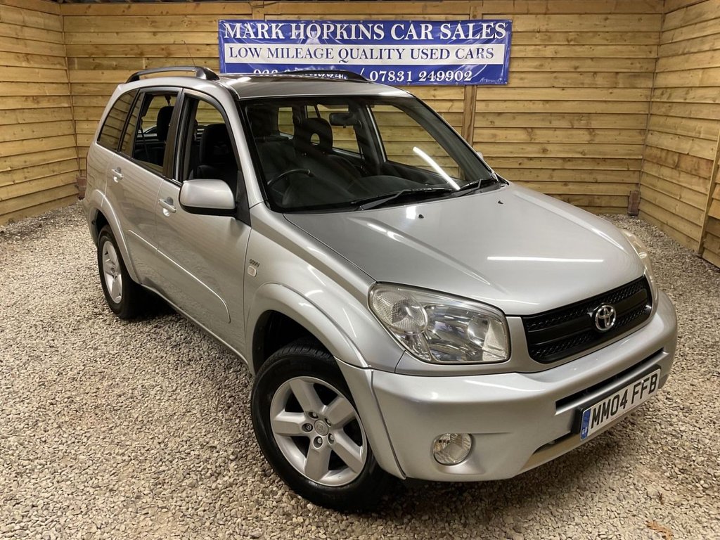 Used Toyota RAV4 2004 for sale - 76617832: Photo 3