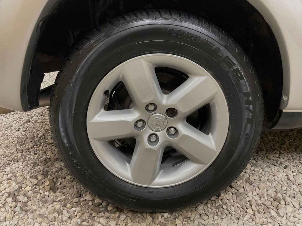 Used Toyota RAV4 2004 for sale - 76617832: Photo 47