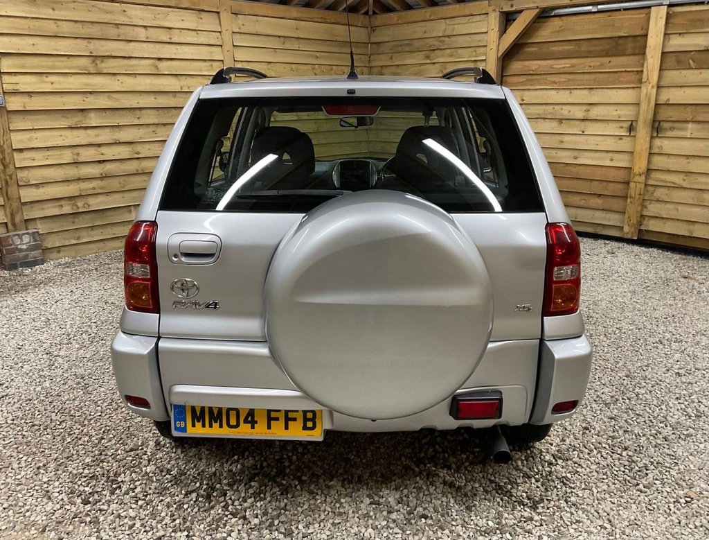 Used Toyota RAV4 2004 for sale - 76617832: Photo 7