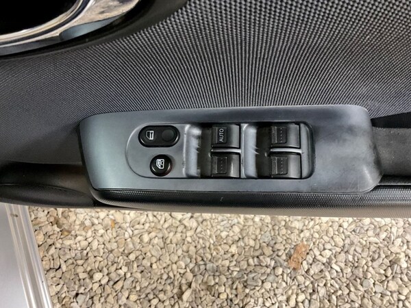 Used Honda Jazz 2004 for sale - 75456760: Photo 10