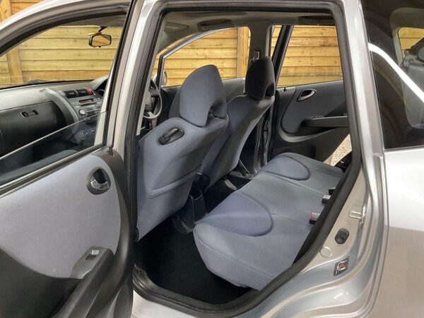 Used Honda Jazz 2004 for sale - 75456760: Photo 22