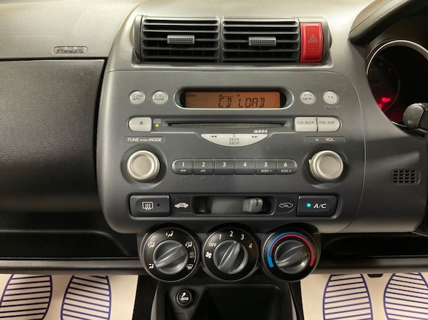 Used Honda Jazz 2004 for sale - 75456760: Photo 34