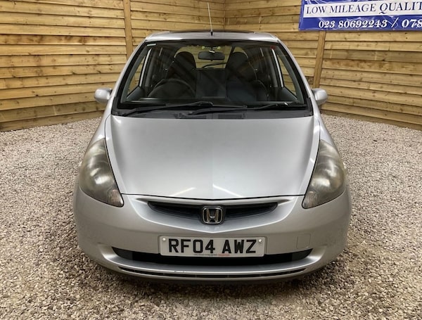 Used Honda Jazz 2004 for sale - 75456760: Photo 3