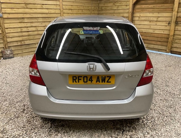 Used Honda Jazz 2004 for sale - 75456760: Photo 6