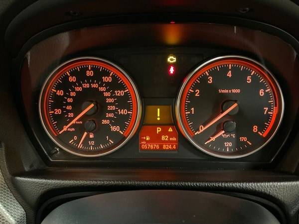 Used BMW 3 Series 2012 for sale - 74885296: Photo 31