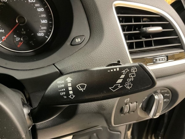 Used Audi Q3 2015 for sale - 75020679: Photo 33