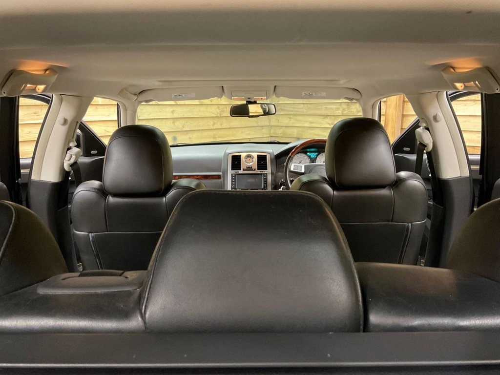 Used Chrysler 300C 2010 for sale - 76797918: Photo 29