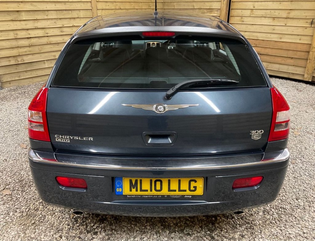Used Chrysler 300C 2010 for sale - 76797918: Photo 7