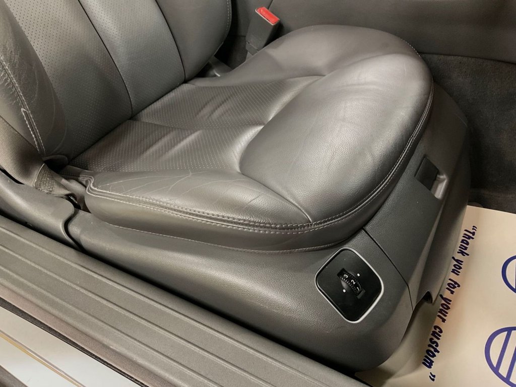Used Mercedes-Benz SL 2004 for sale - 76617571: Photo 16
