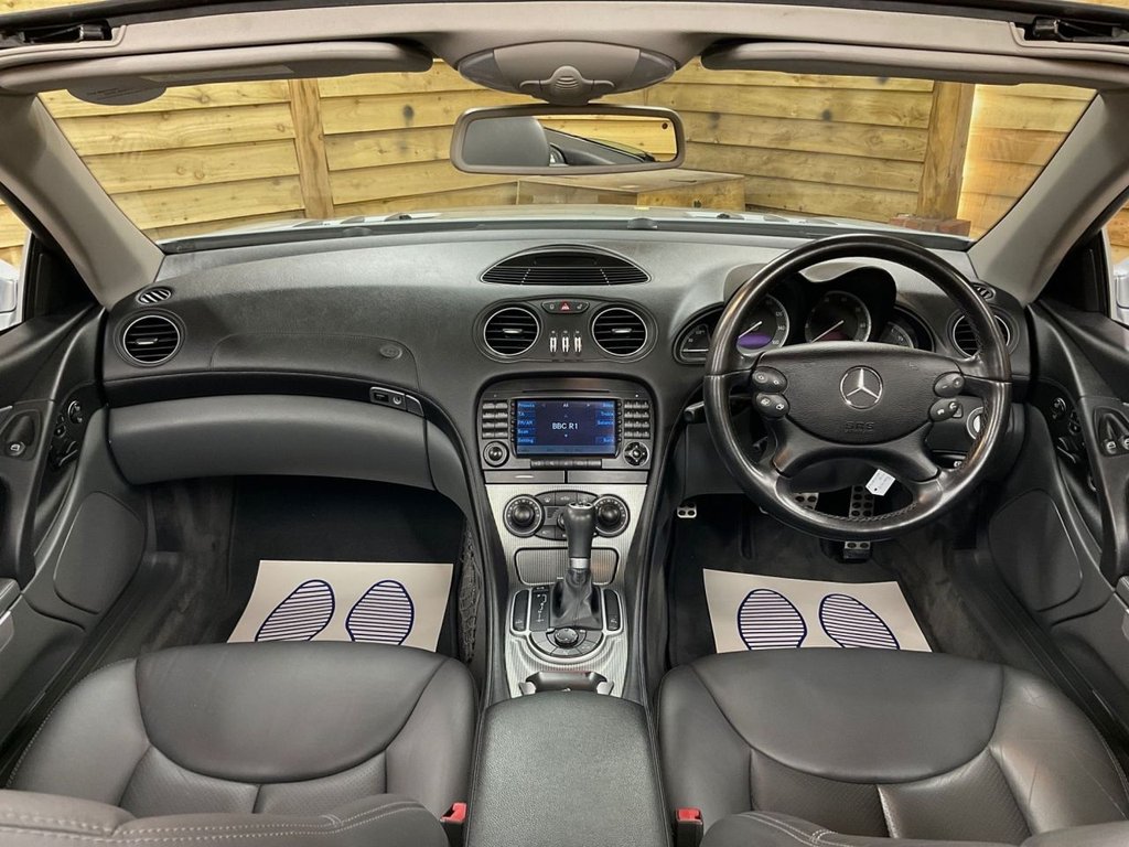 Used Mercedes-Benz SL 2004 for sale - 76617571: Photo 30