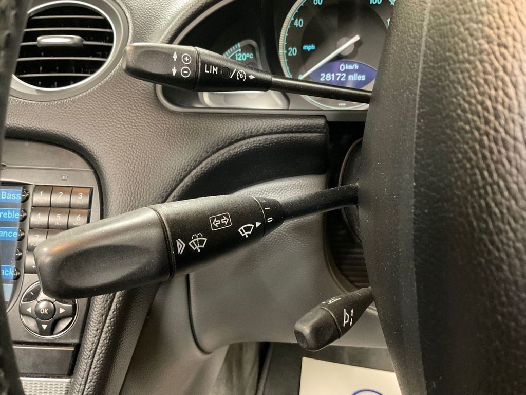 Used Mercedes-Benz SL 2004 for sale - 76617571: Photo 33