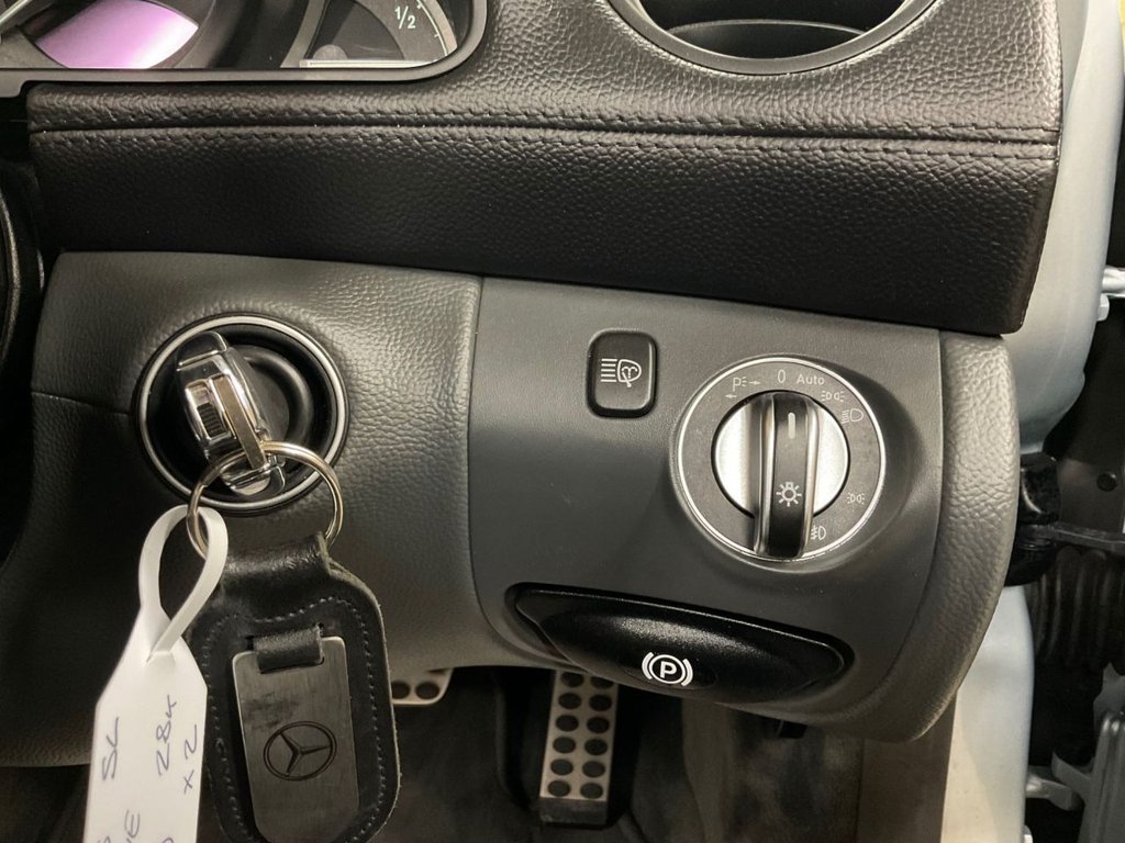 Used Mercedes-Benz SL 2004 for sale - 76617571: Photo 36